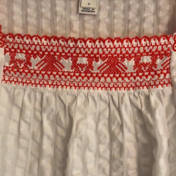 J. Crew W’s l/s 100% White cotton top with Red embroidery ~ small - Picture 2 of 11